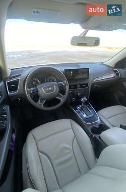 Внедорожник / Кроссовер Audi Q5 2016 в 