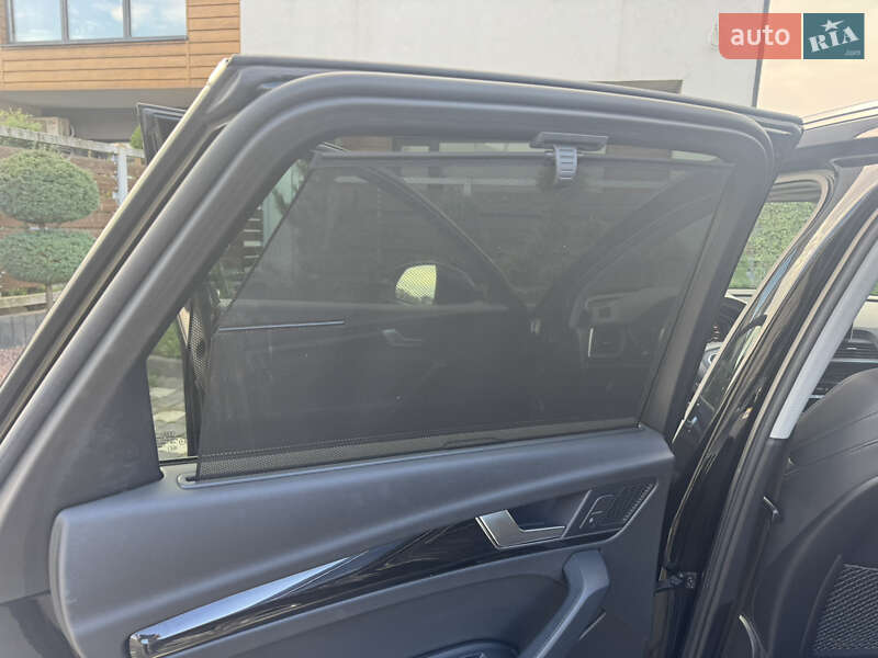 Внедорожник / Кроссовер Audi Q5 2018 в Стрые
