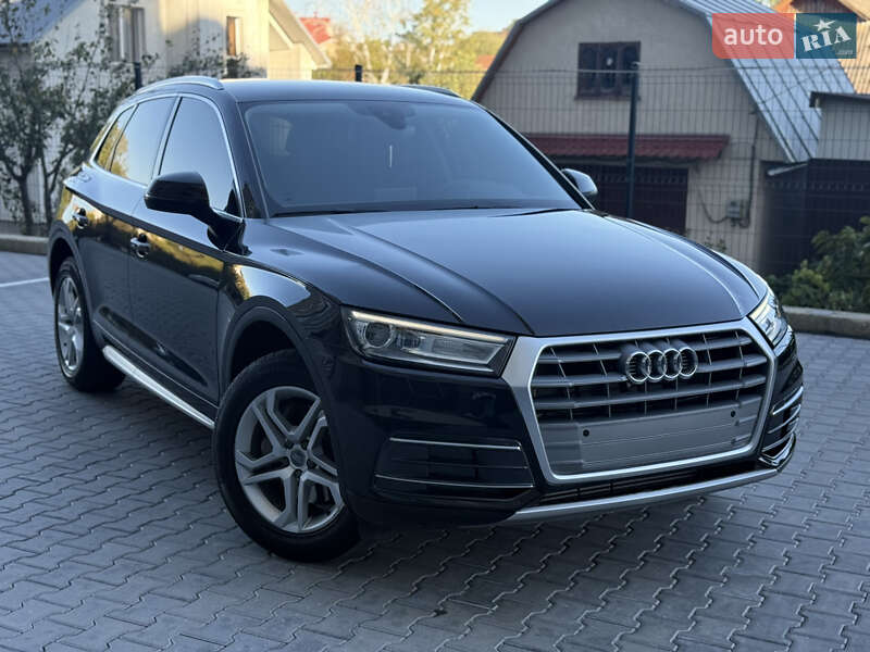 Внедорожник / Кроссовер Audi Q5 2019 в Хмельницком