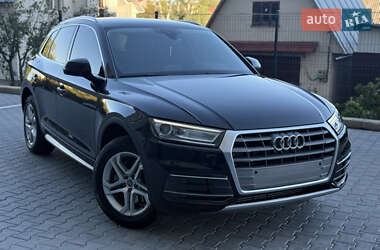 Внедорожник / Кроссовер Audi Q5 2019 в 