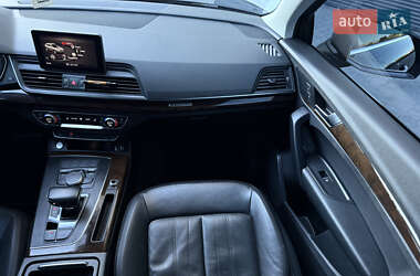 Внедорожник / Кроссовер Audi Q5 2019 в 