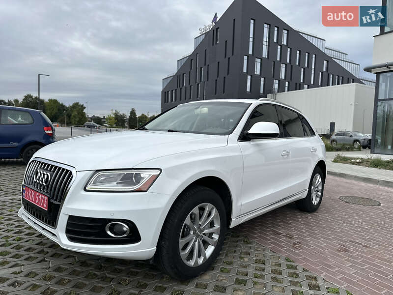 Внедорожник / Кроссовер Audi Q5 2015 в Ровно