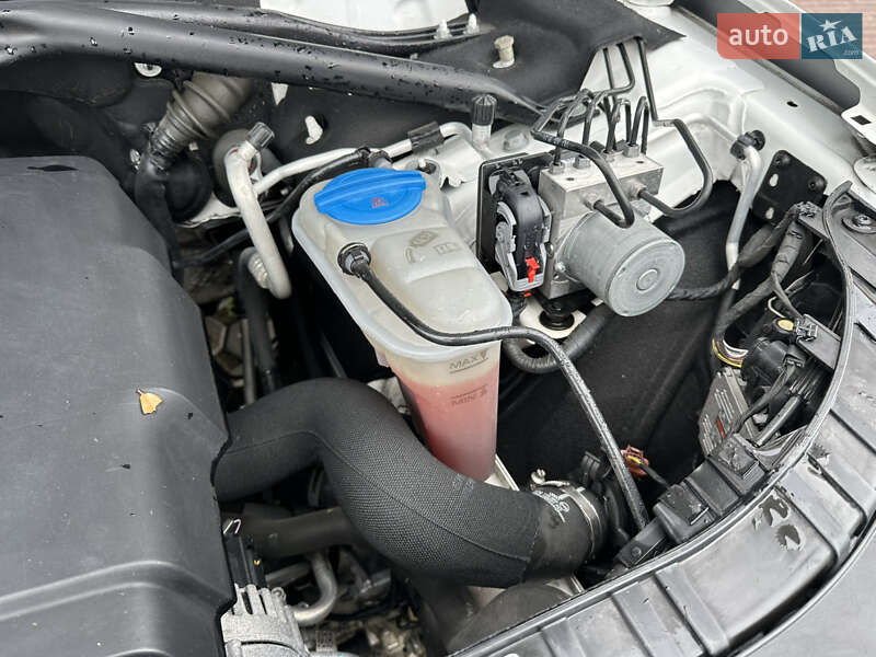 Внедорожник / Кроссовер Audi Q5 2015 в Ровно