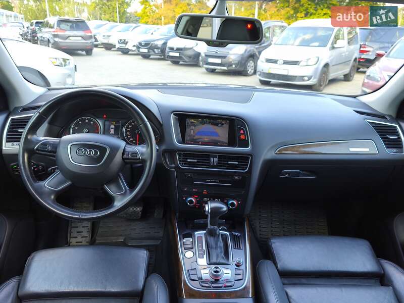 Позашляховик / Кросовер Audi Q5 2014 в Дніпрі