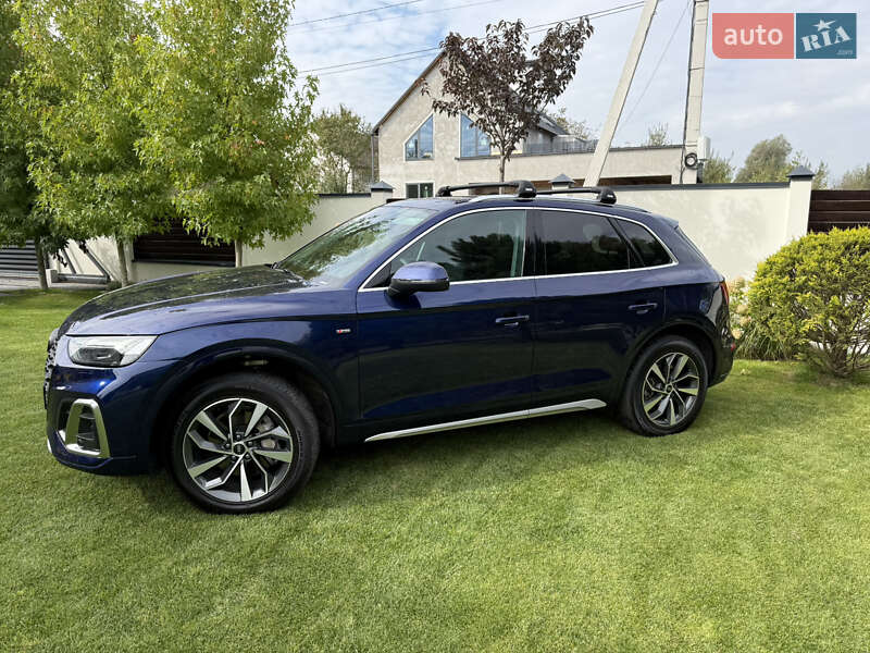Позашляховик / Кросовер Audi Q5 2023 в Львові