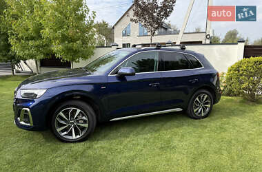 Внедорожник / Кроссовер Audi Q5 2023 в 