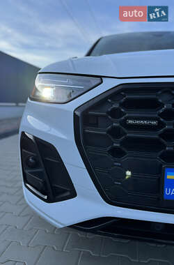 Внедорожник / Кроссовер Audi Q5 2021 в 
