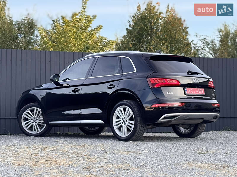 Позашляховик / Кросовер Audi Q5 2017 в Самборі