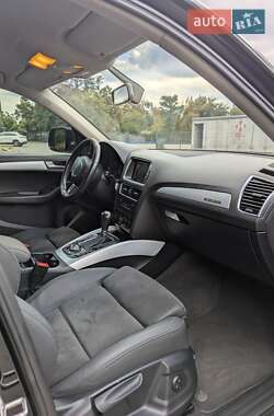 Внедорожник / Кроссовер Audi Q5 2011 в 