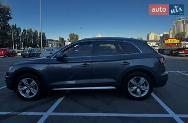 Внедорожник / Кроссовер Audi Q5 2019 в 