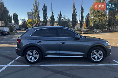 Внедорожник / Кроссовер Audi Q5 2019 в 