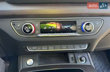Внедорожник / Кроссовер Audi Q5 2022 в 