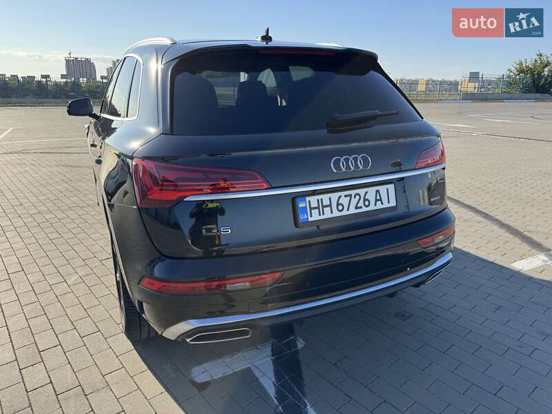 Внедорожник / Кроссовер Audi Q5 2022 в Одессе