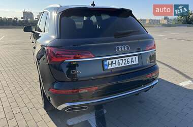 Внедорожник / Кроссовер Audi Q5 2022 в 
