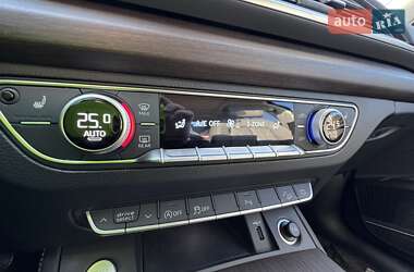 Внедорожник / Кроссовер Audi Q5 2022 в 