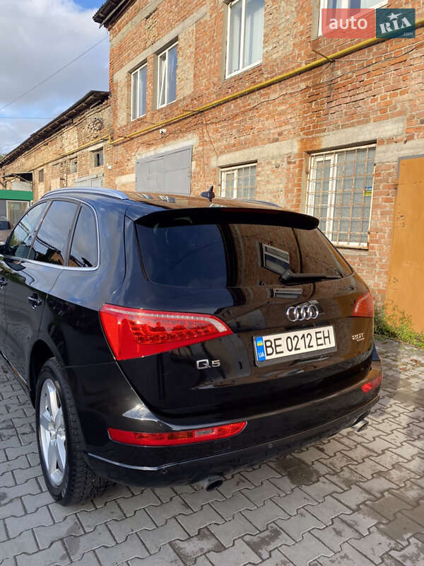 Внедорожник / Кроссовер Audi Q5 2012 в Луцке