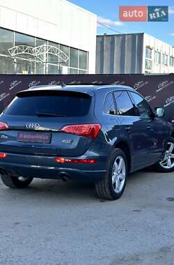 Внедорожник / Кроссовер Audi Q5 2011 в 