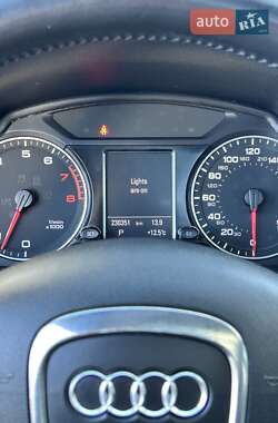 Внедорожник / Кроссовер Audi Q5 2011 в 