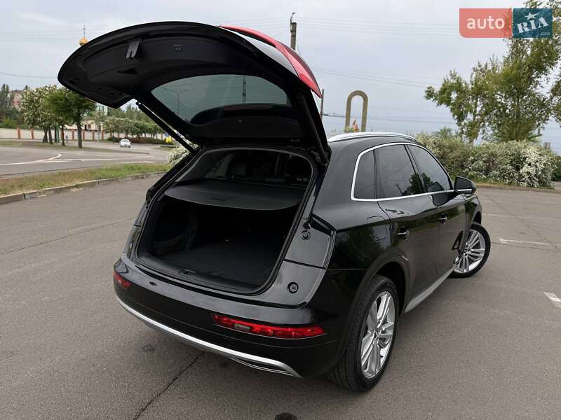 Внедорожник / Кроссовер Audi Q5 2019 в Кривом Роге