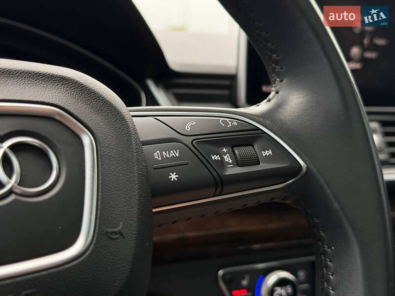 Внедорожник / Кроссовер Audi Q5 2019 в Кривом Роге