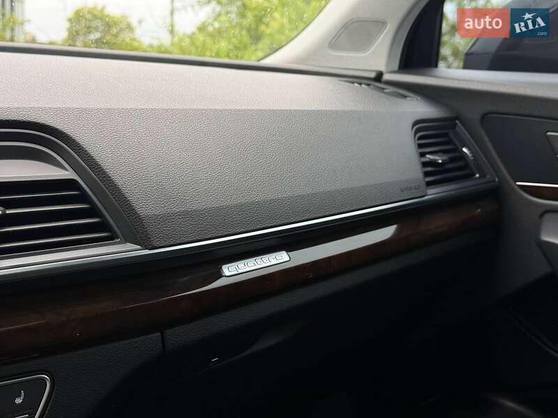 Внедорожник / Кроссовер Audi Q5 2019 в Кривом Роге