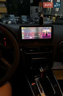 Внедорожник / Кроссовер Audi Q5 2011 в 