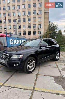 Позашляховик / Кросовер Audi Q5 2013 в 
