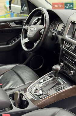 Позашляховик / Кросовер Audi Q5 2013 в 