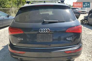 Внедорожник / Кроссовер Audi Q5 2015 в 