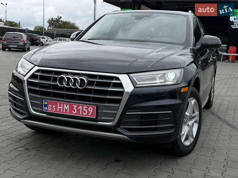 Внедорожник / Кроссовер Audi Q5 2017 в Луцке