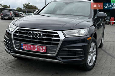 Позашляховик / Кросовер Audi Q5 2017 в 