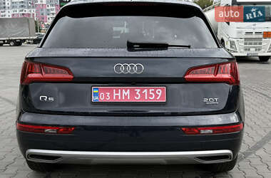 Позашляховик / Кросовер Audi Q5 2017 в 