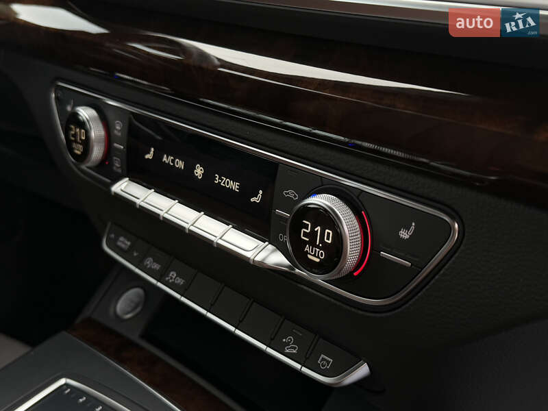 Внедорожник / Кроссовер Audi Q5 2017 в Луцке