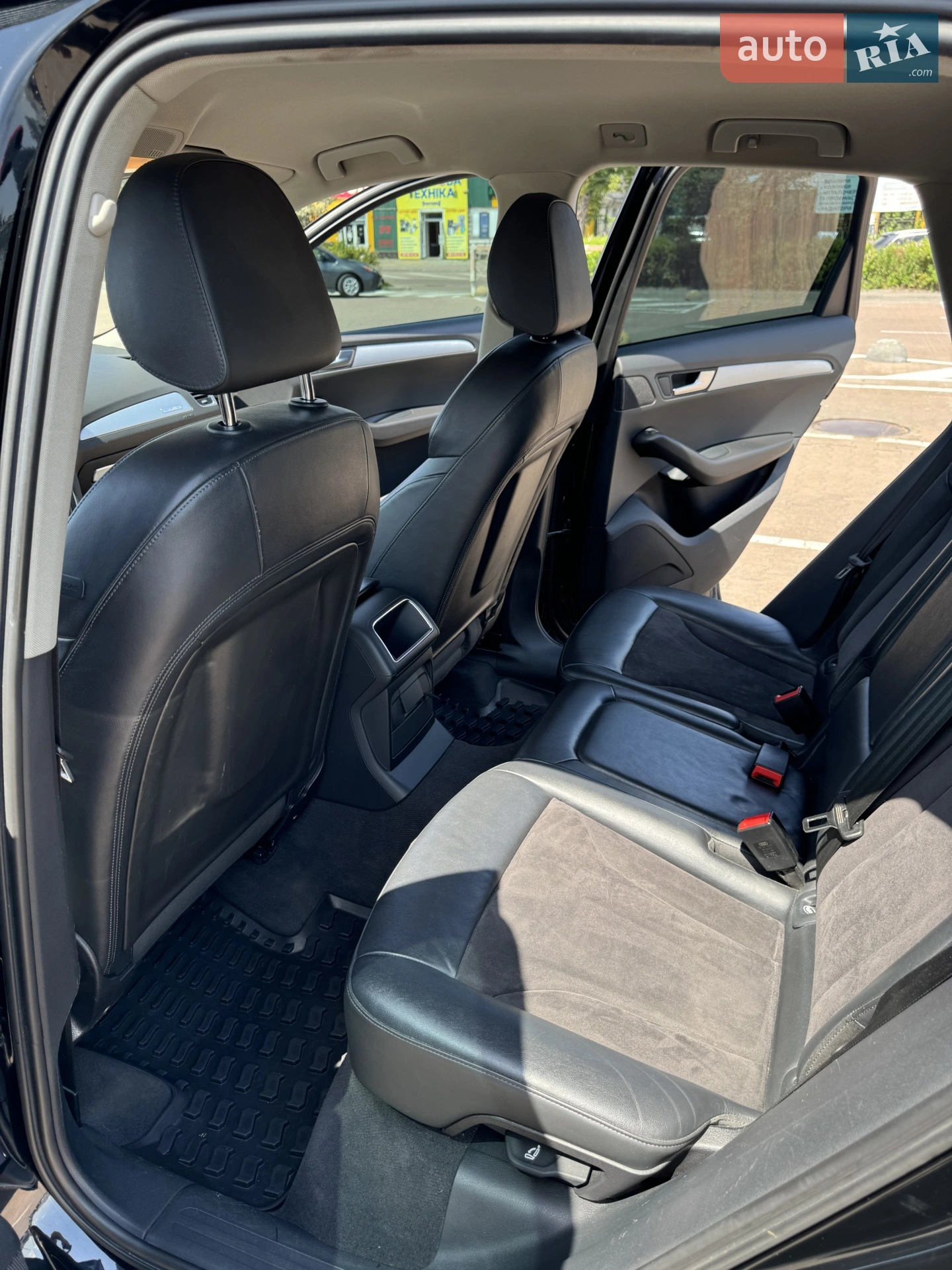Audi Q5 2012 VIN WAUZZZ8R9CA066370 фото оголошення 9 з 21