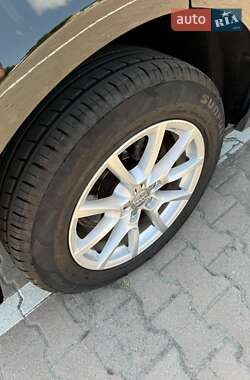 Внедорожник / Кроссовер Audi Q5 2012 в 