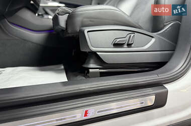 Внедорожник / Кроссовер Audi Q5 2021 в 