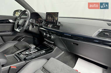 Внедорожник / Кроссовер Audi Q5 2021 в 