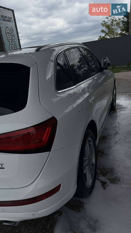 Внедорожник / Кроссовер Audi Q5 2012 в Соленом