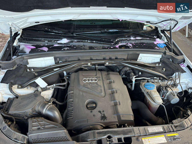 Внедорожник / Кроссовер Audi Q5 2012 в Соленом