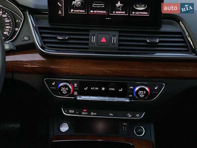 Позашляховик / Кросовер Audi Q5 2021 в Львові