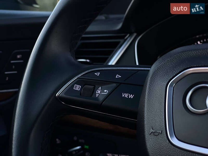 Позашляховик / Кросовер Audi Q5 2021 в Львові