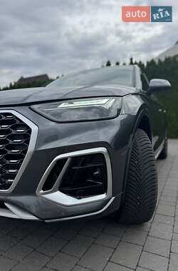 Внедорожник / Кроссовер Audi Q5 2022 в 