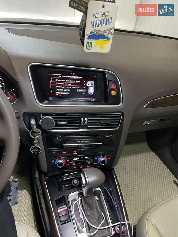 Внедорожник / Кроссовер Audi Q5 2012 в Золочеве