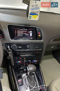 Внедорожник / Кроссовер Audi Q5 2012 в 