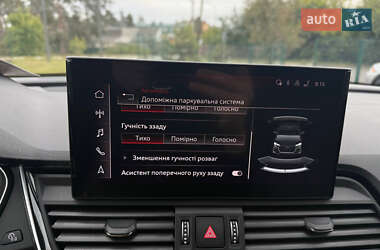 Позашляховик / Кросовер Audi Q5 2021 в 