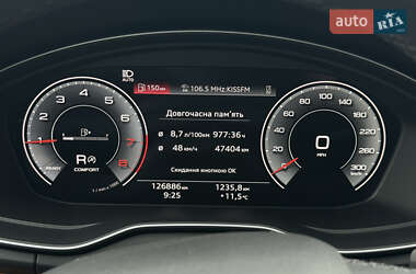 Позашляховик / Кросовер Audi Q5 2021 в 
