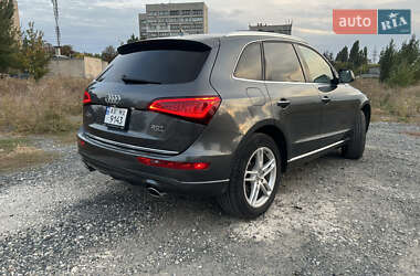 Позашляховик / Кросовер Audi Q5 2016 в 