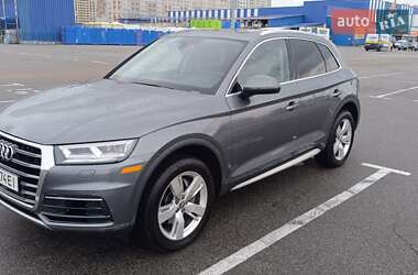 Позашляховик / Кросовер Audi Q5 2017 в Києві