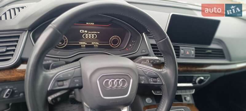 Позашляховик / Кросовер Audi Q5 2017 в Києві