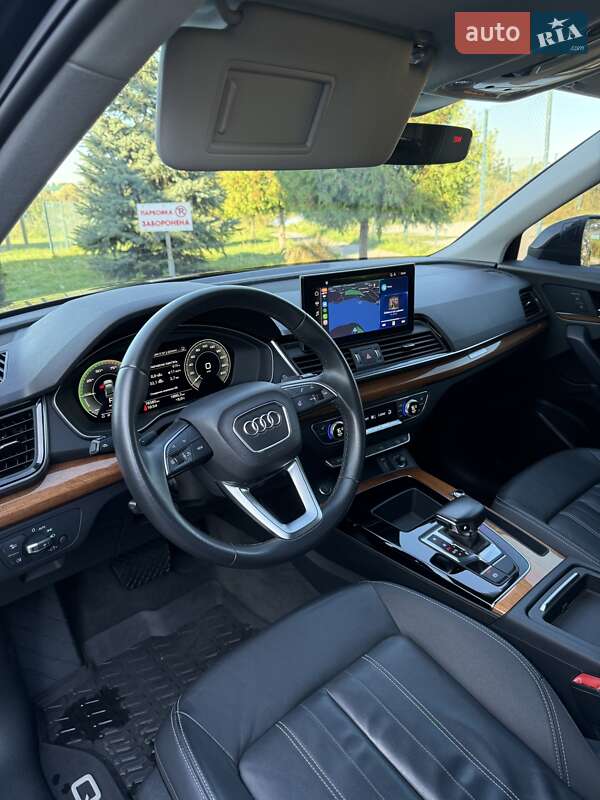 Позашляховик / Кросовер Audi Q5 2021 в Рівному